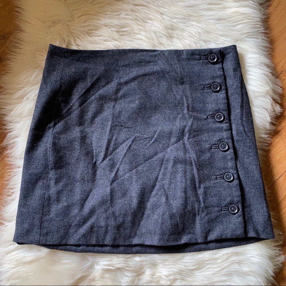 ❌SOLD❌ BANANA REPUBLIC PETITE SIDE BUTTON UP MINI SKIRT - Picture 1 of 5